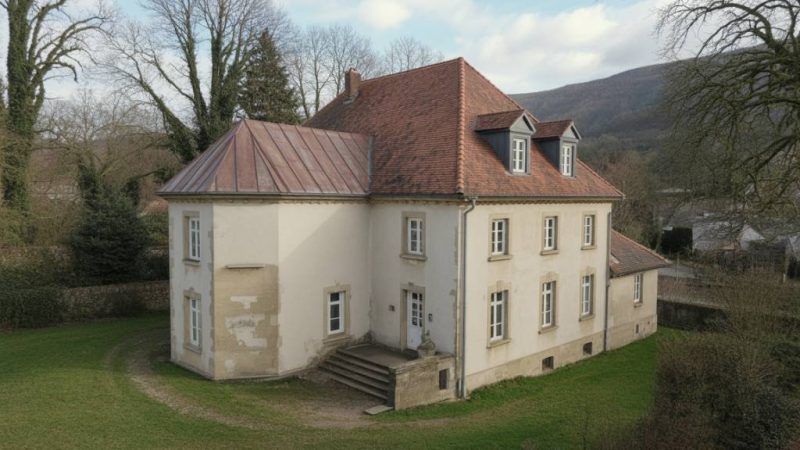 Acheter un bien à rénover à Sospel : charme de l’ancien, pièges à éviter et potentiel de valorisation